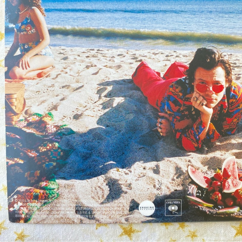 HARRY STYLES Watermelon
Sugar. 7" Vinyl Single. Red Limited Edition
RARE - Picture 11 of 13